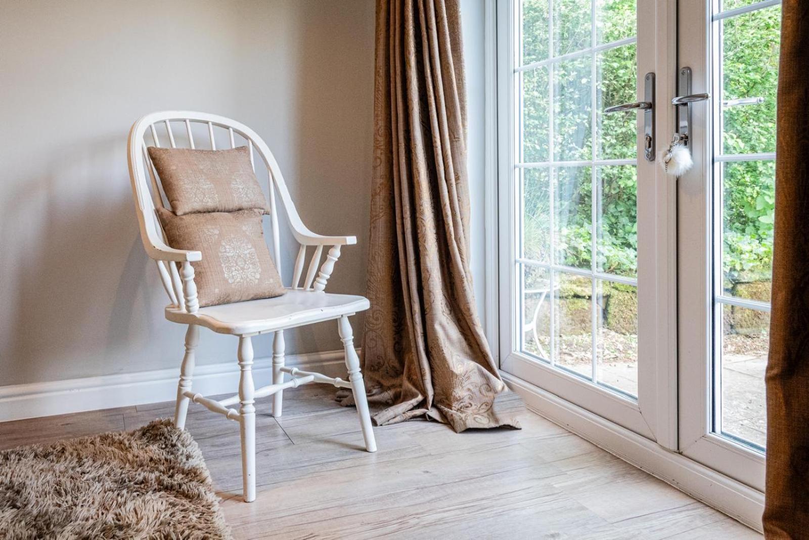 Quiet Self Contained Cottage Near Delamere Forest Cuddington  Buitenkant foto