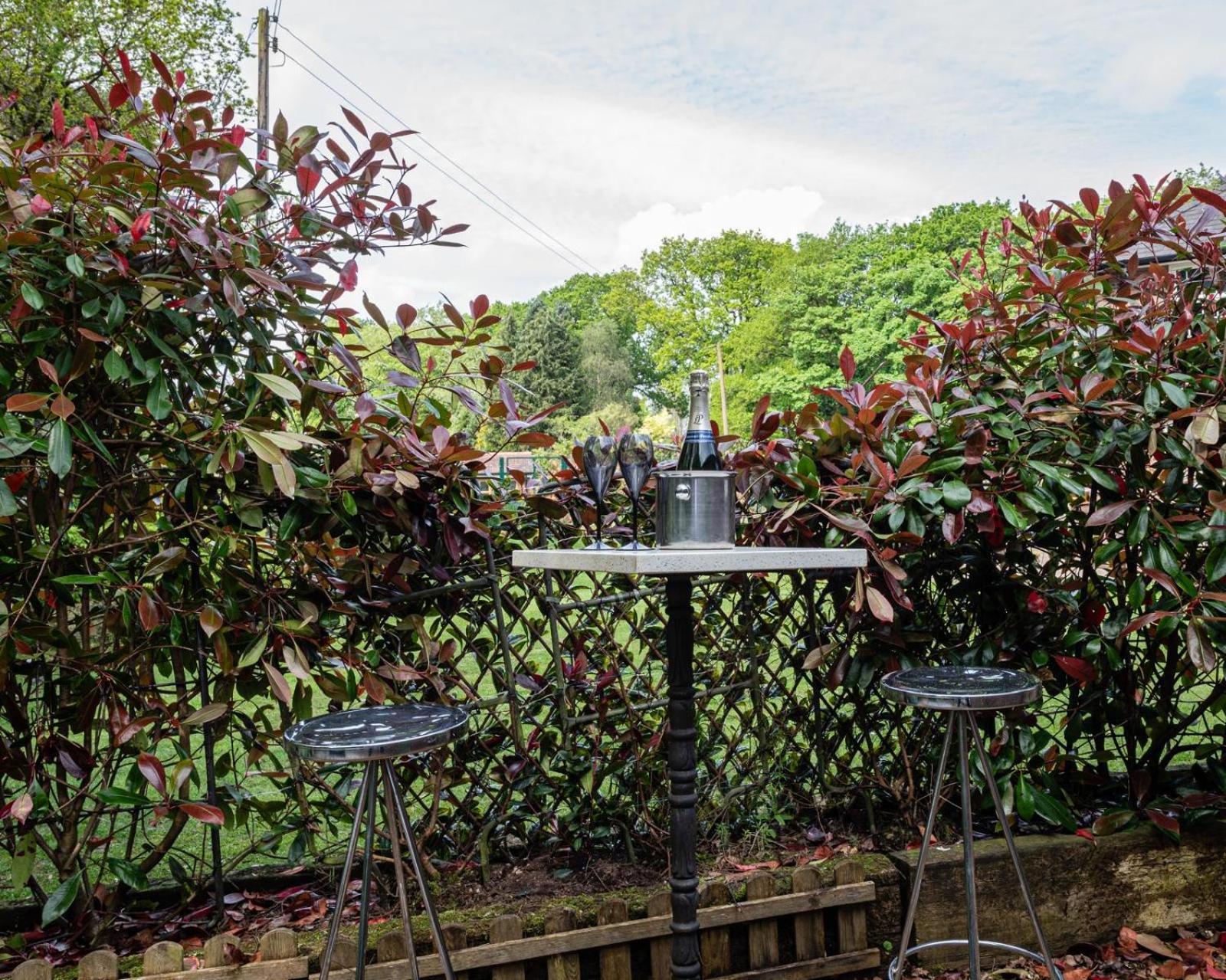 Quiet Self Contained Cottage Near Delamere Forest Cuddington  Buitenkant foto